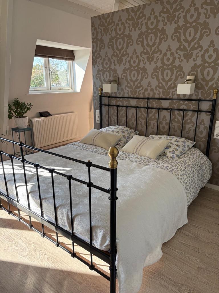 Tweepersoons metalen bed IKEA, Ophalen, Gebruikt, Zwart, Tweepersoons