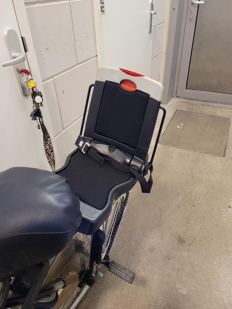 Junior achterzitje bobike van ijzer, Ophalen