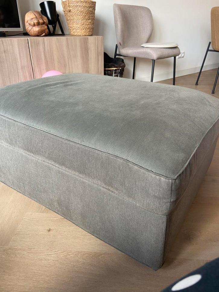 IKEA Poef (KIVIK VOETENBANK) - Groen/grijs, Huis en Inrichting, Banken | Voetenbanken en Poefen, Gebruikt, 50 tot 75 cm, Rechthoekig