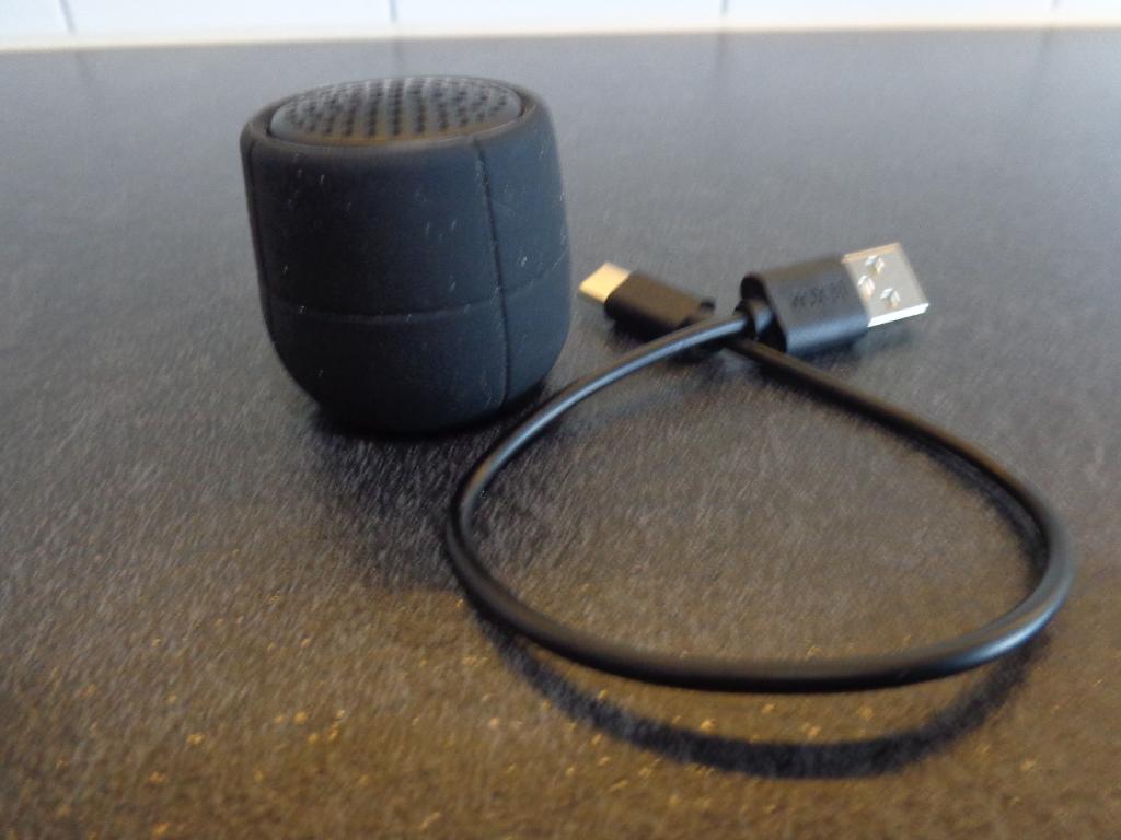 Lexon Mino X  zwart, Overige merken, Verzenden, Overige typen, Nieuw