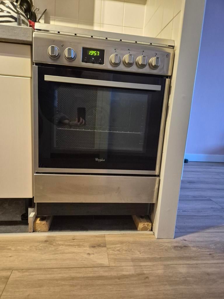 Gasfornuis met oven - Whirlpool, Witgoed en Apparatuur, Fornuizen, Ophalen, 60 cm of meer, 4 kookzones, Gas