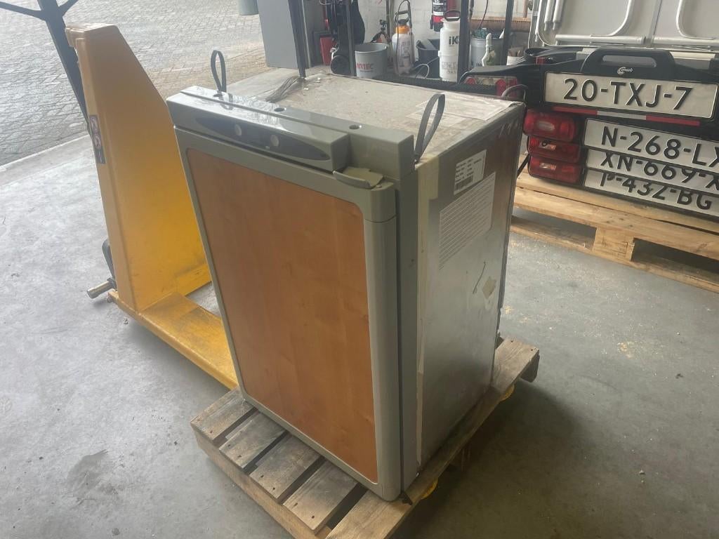 thetford n100 koelkast    lees tekst, Ophalen, Gebruikt, /, /