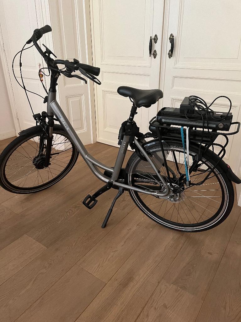 E bike Stella model Vienna te koop 600 eu, Fietsen en Brommers, Elektrische fietsen, Gebruikt, 51 tot 55 cm, 50 km per accu of meer