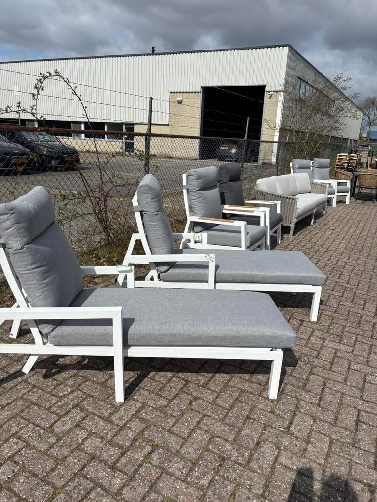 Loungebedden en loungestoelen nieuw, Overige materialen, Nieuw, Nb, Nb