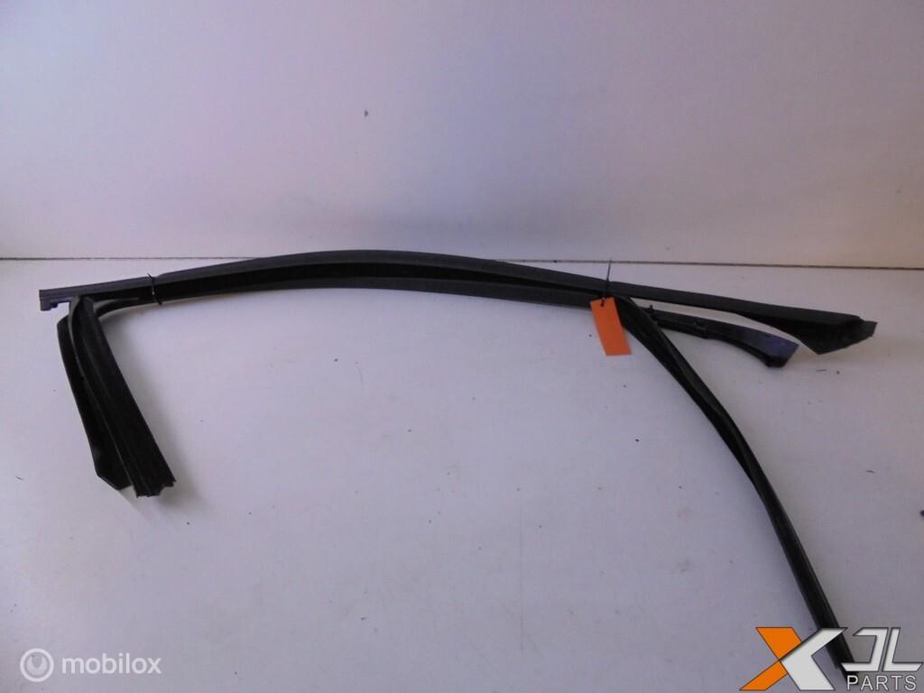 E-KLASSE W212 RAAMRUBBER BUITEN A2127250325, Auto-onderdelen, Gebruikt, Mercedes-Benz, Ophalen of Verzenden, Mercedes-Benz