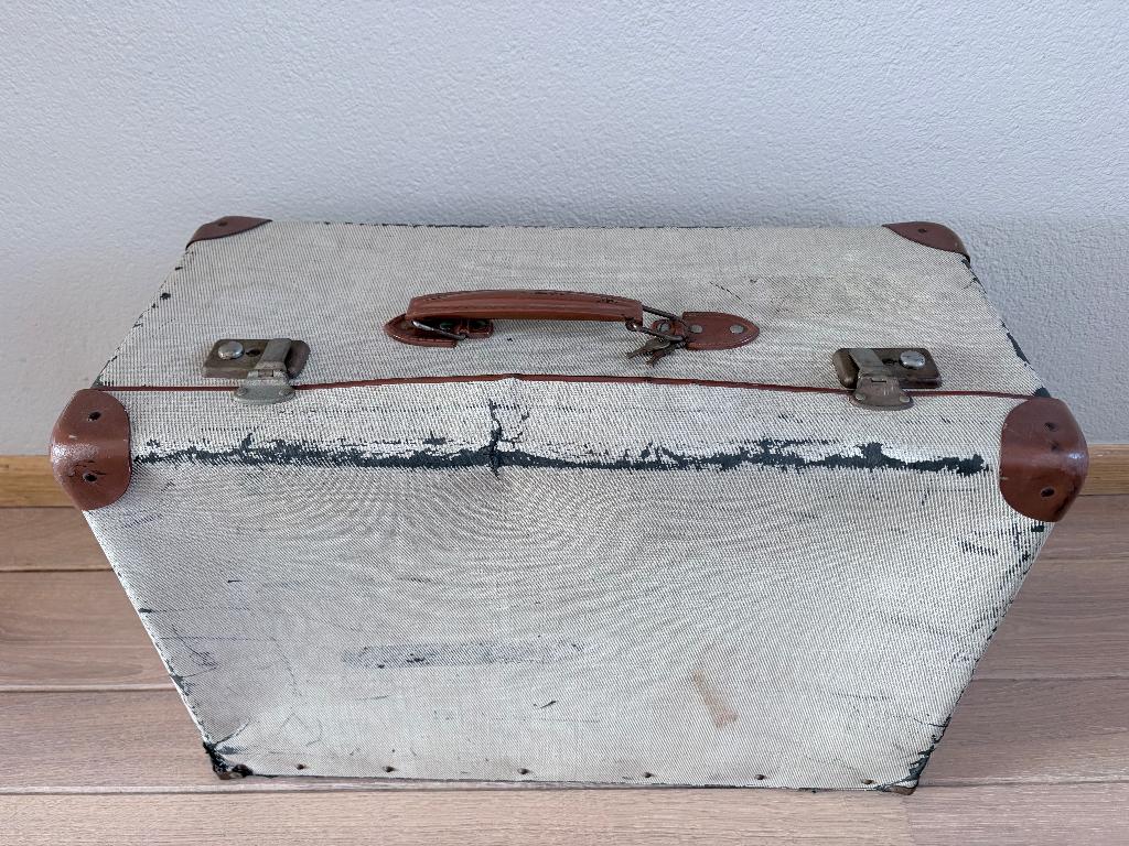 ZÉÉR OUDE KOFFER VOOR VELE DOELEINDEN GESCHIKT, Antiek en Kunst, Curiosa en Brocante, Ophalen