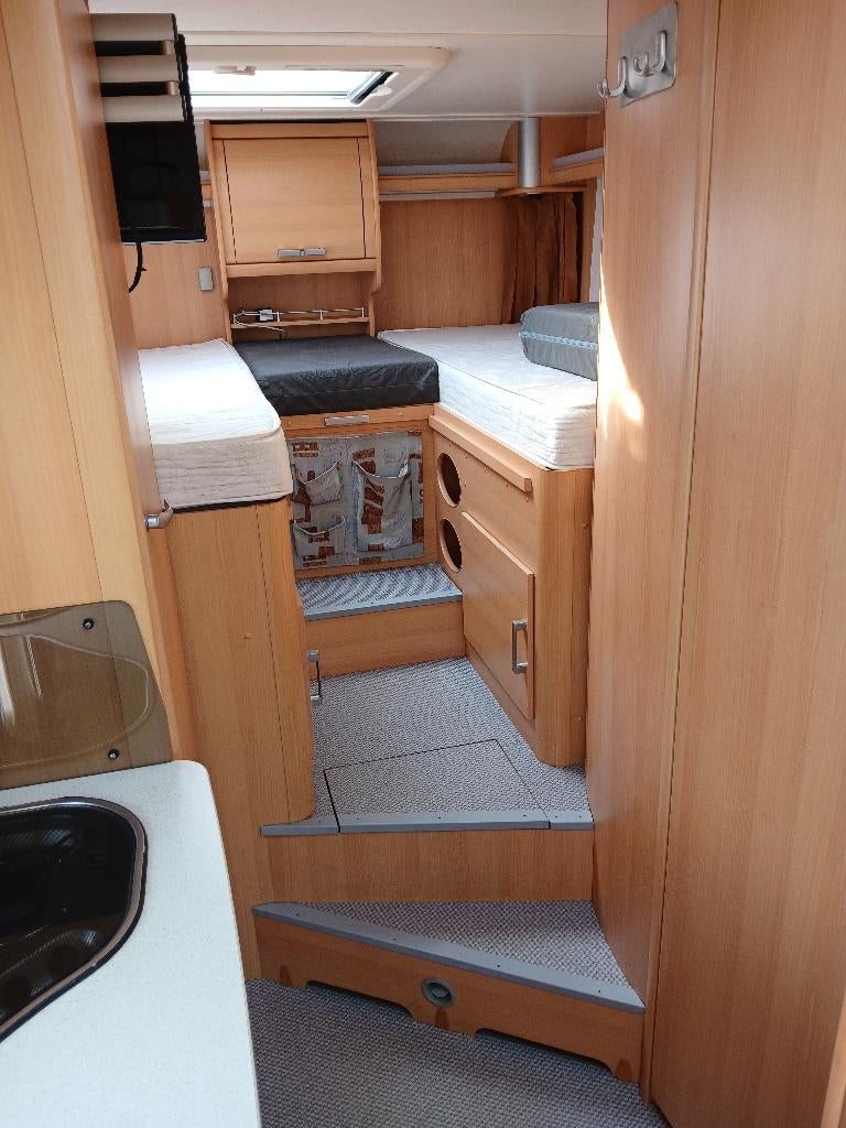 Caravans And Camping Semi-Integraal