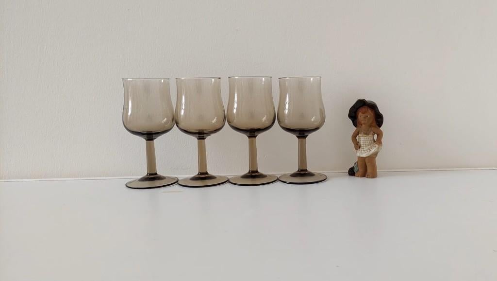 4 Vintage Luminarc wijnglazen glas glazen rookglas  jaren 70, Eu, Eu, Ophalen of Verzenden, Zo goed als nieuw