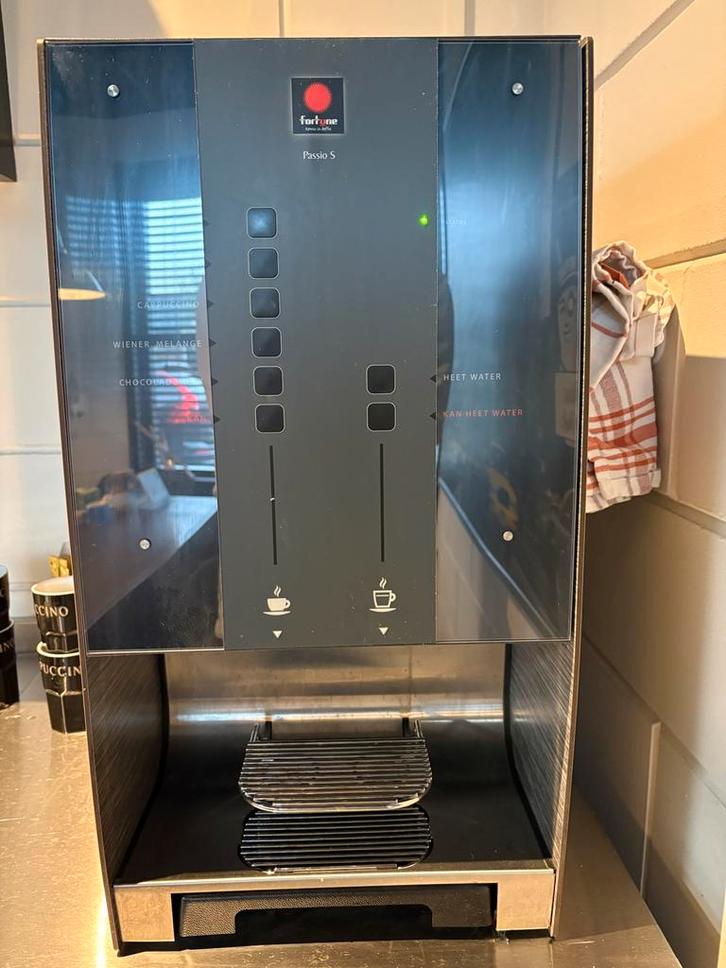 Fortune Passio S Koffieautomaat - Professioneel, Witgoed en Apparatuur, Koffiezetapparaten, Gebruikt, Koffiemachine, 10 kopjes of meer