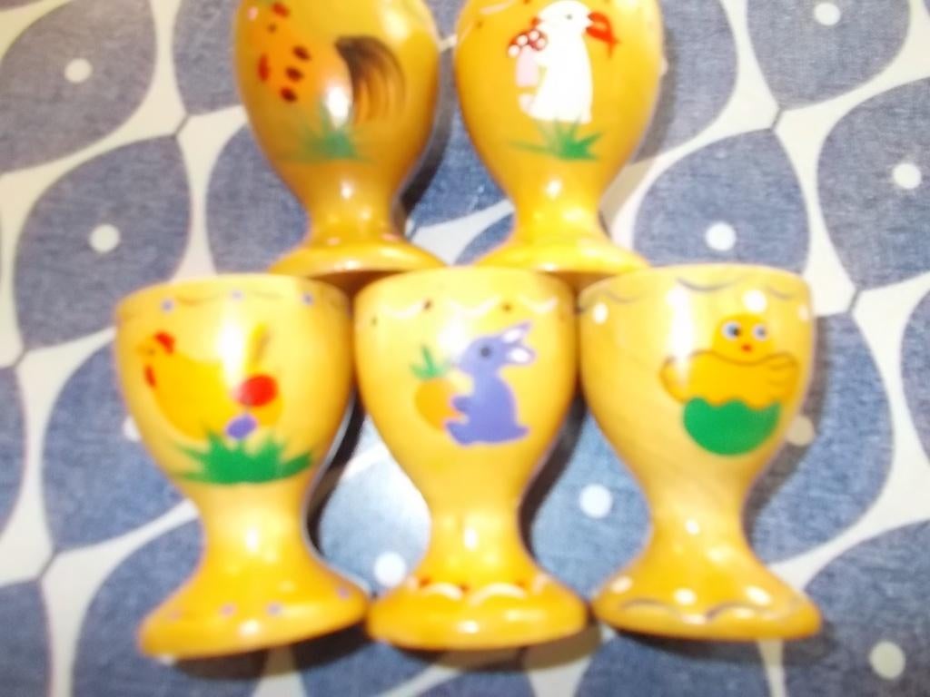 Vijf vintage houten eierdopjes., Overige materialen, Overige typen, Ophalen of Verzenden, Zo goed als nieuw