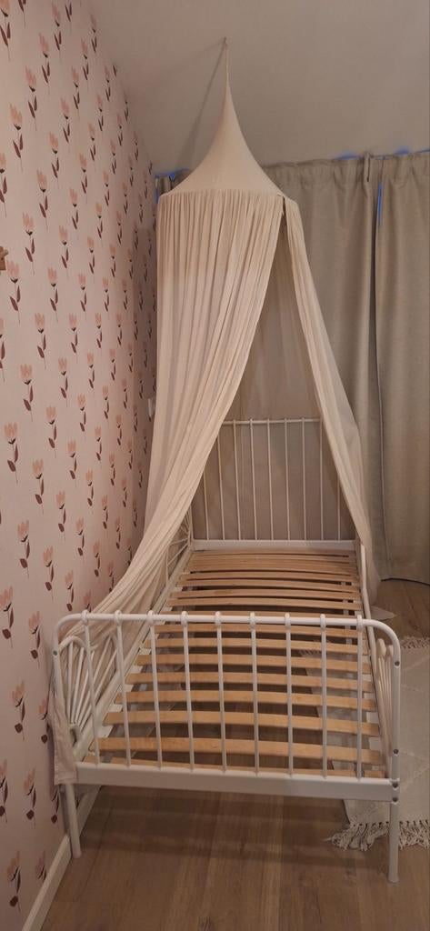 Kinderbed / meegroeibed Ikea, Huis en Inrichting, Slaapkamer | Bedden, Ophalen, Wit, Metaal, Eenpersoons