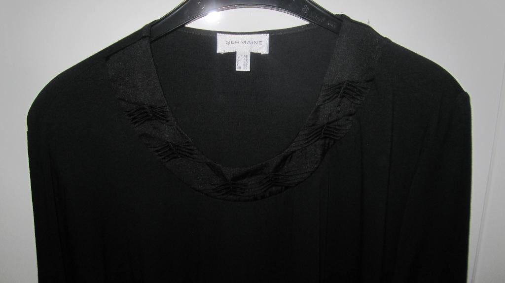 3 Zwarte damesshirts Germaine en Gerry Weber maat 46 en 44., Zwart, Maat 46/48 (XL) of groter, Ophalen of Verzenden, Gedragen