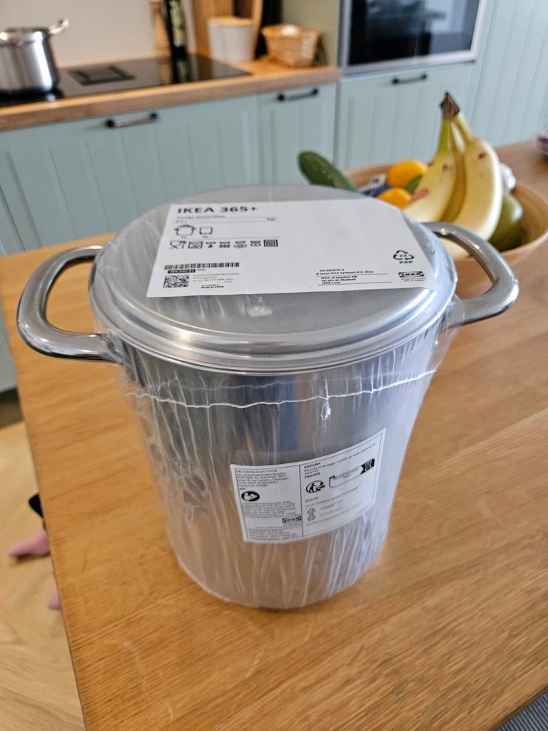 Nieuwe IKEA aspergepan met inzet, 5.0L, Ophalen of Verzenden, Nieuw, Rvs, Kookpan of Snelkookpan