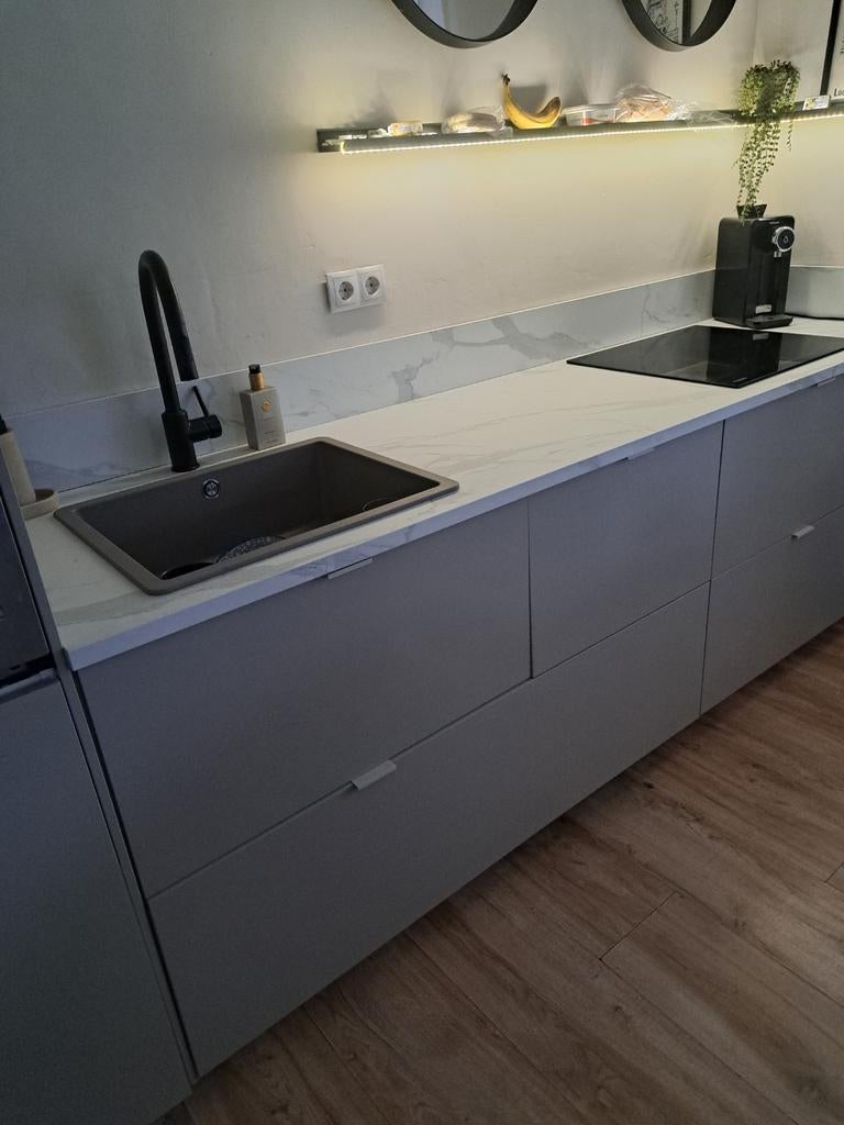 Ikea aanrechtblad, zo goed als nieuw, Ophalen, Zo goed als nieuw, Wit, Enkelwandige keuken