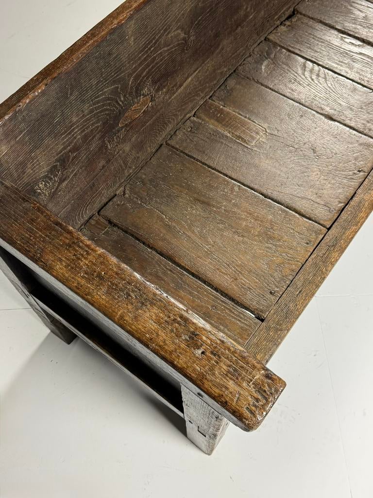 Spaanse bank 18e eeuw, Ophalen