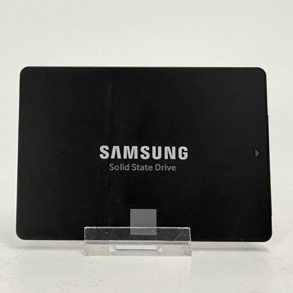 Samsung 860 EVO - Interne SSD - 2.5 Inch - 250GB, Computers en Software, Harde schijven, Gebruikt