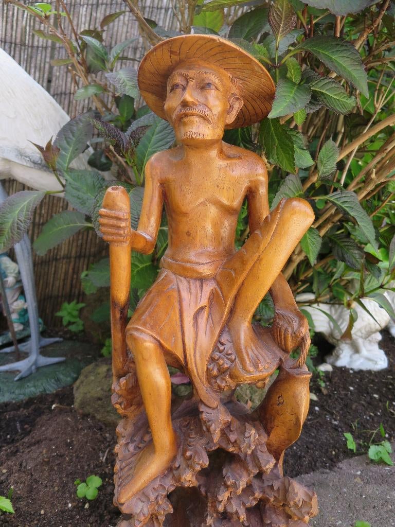 waardevol prachtig visserman beeld uit hout gesneden, Ophalen of Verzenden