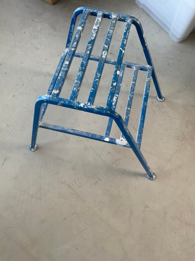Blauwe metalen opstapje / trapje, Ophalen of Verzenden, Gebruikt, Trap, Minder dan 2 meter