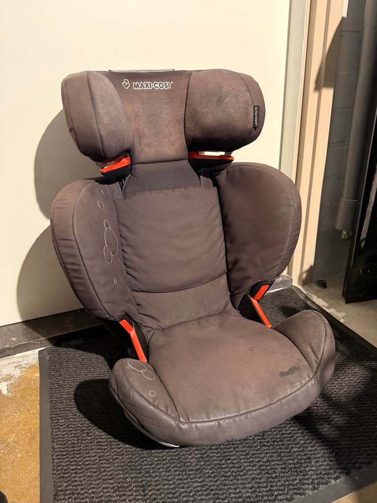 Maxi Cosi rodifix Autostoel Kinderstoel met Isofix, Kinderen en Baby's, Autostoeltjes, Ophalen, Gebruikt, 15 t/m 36 kg, Zijbescherming