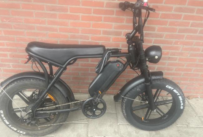 Fat bike V8, Zo goed als nieuw, 59 cm of meer, 30 tot 50 km per accu, Ophalen