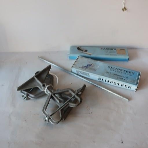 Slijpset schaatsen Viking en Zandstra slijpsteen SET PRIJS, Ophalen of Verzenden, Gebruikt, Minder dan 700 watt, Overige typen