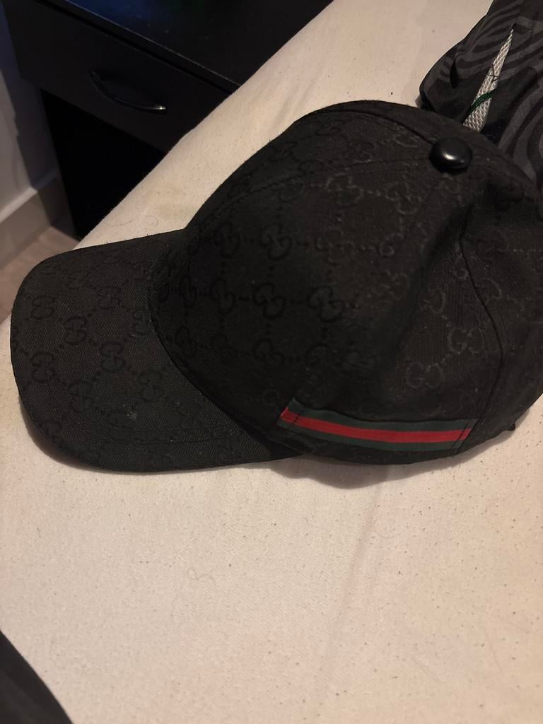 Gucci Pet met GG-monogram en Web-streep, Kleding | Dames, Hoeden en Petten, Gedragen, Pet, One size fits all, Ophalen