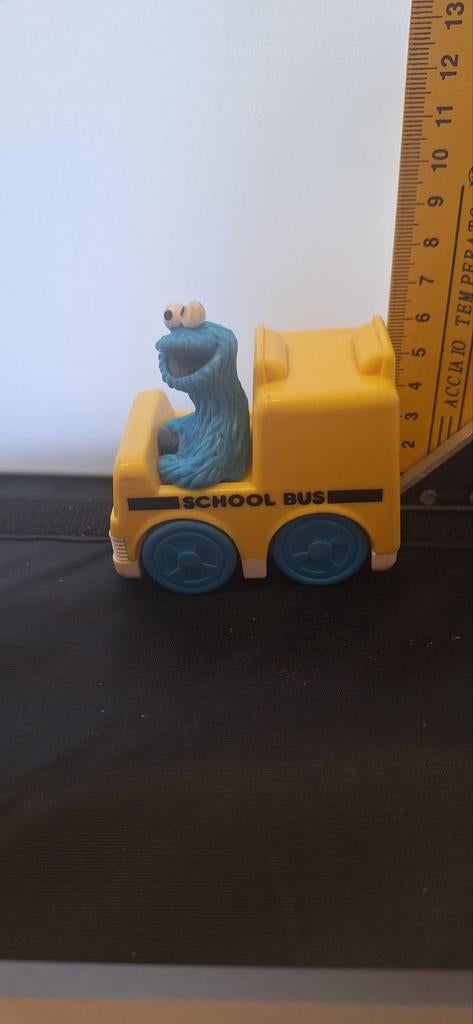 Koekiemonster poppetje in bus uit 1993 Sesamstraat (26226), ., Ophalen of Verzenden, Zo goed als nieuw, Tyco