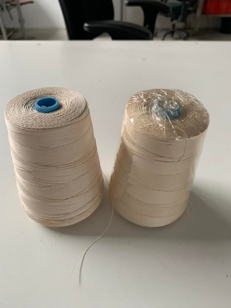 Katoen naaigaren naturel(ecru ) 5000 meter per klos, Ophalen of Verzenden, Nieuw, Garen of Naald(en)