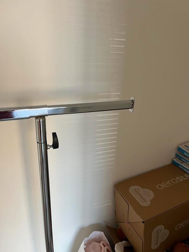 Professioneel kledingrek op wielen - Verstelbaar & Stevig, Kleding | Dames, Kledingrekken, Zo goed als nieuw, Met wielen, Ophalen of Verzenden