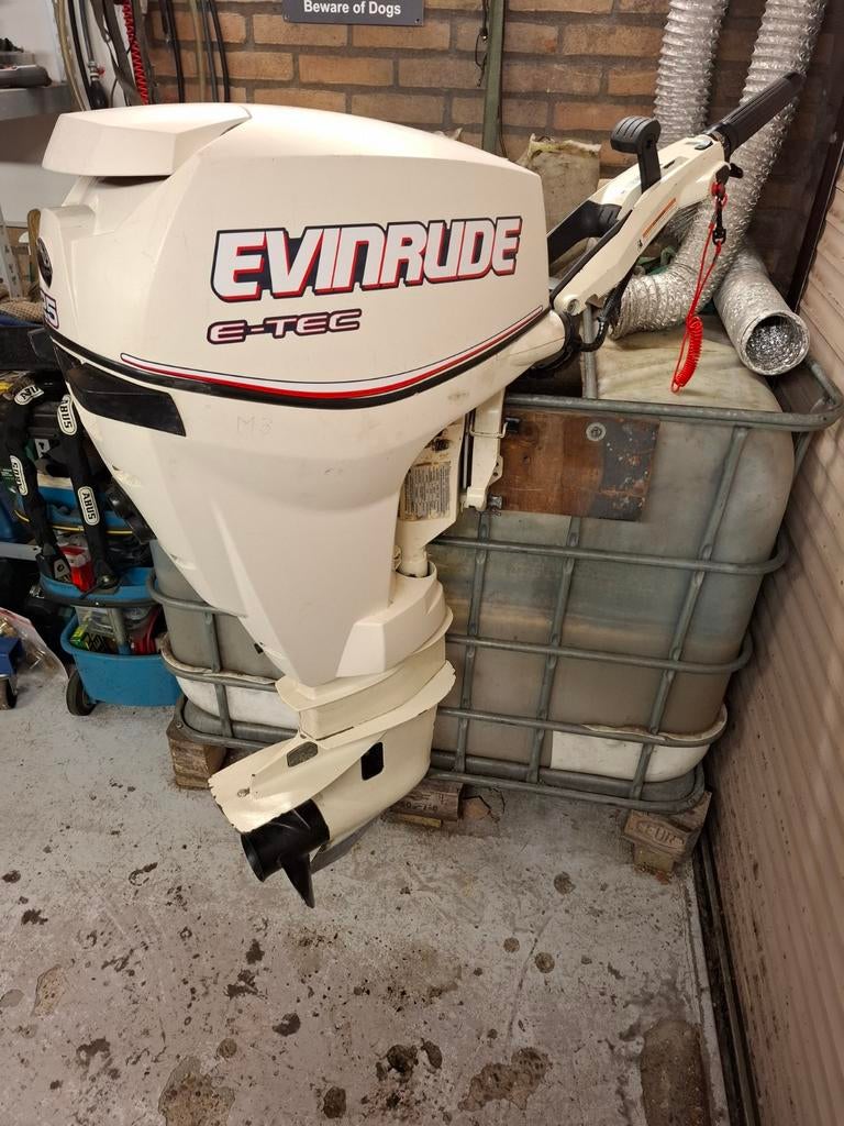 Evinrude E-TEC 25 ., 10 tot 30 pk, Gebruikt, Ophalen of Verzenden, Buitenboordmotor