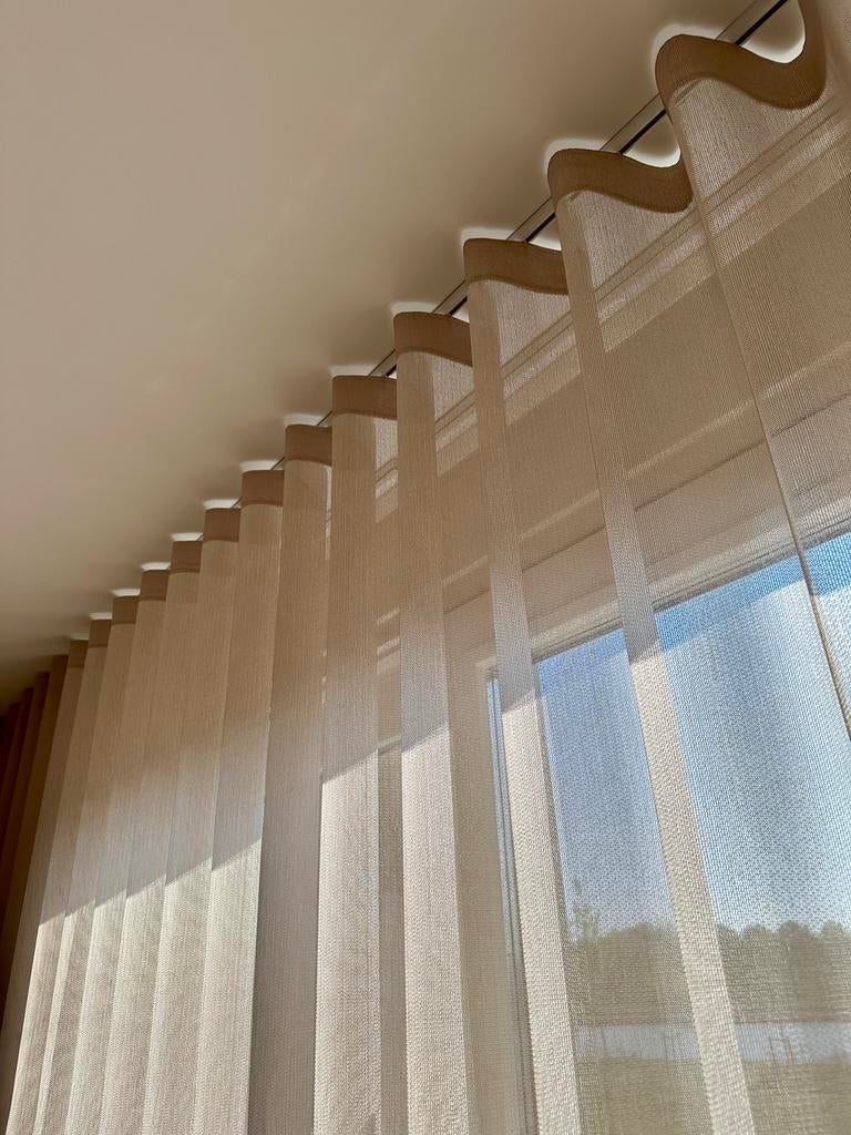 Wave gordijn - champagne kleur - 212 x 258.5, Huis en Inrichting, Stoffering | Gordijnen en Lamellen, Ophalen of Verzenden, Zo goed als nieuw