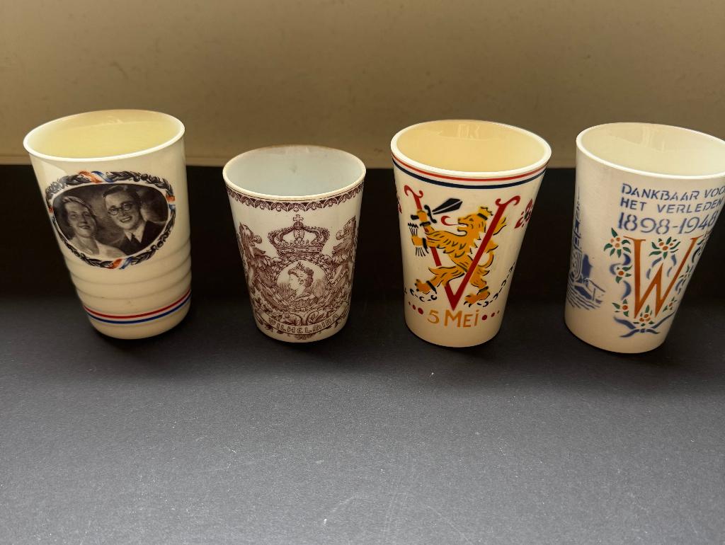 Petrus Regout 4  herinneringsbekers, Ophalen of Verzenden
