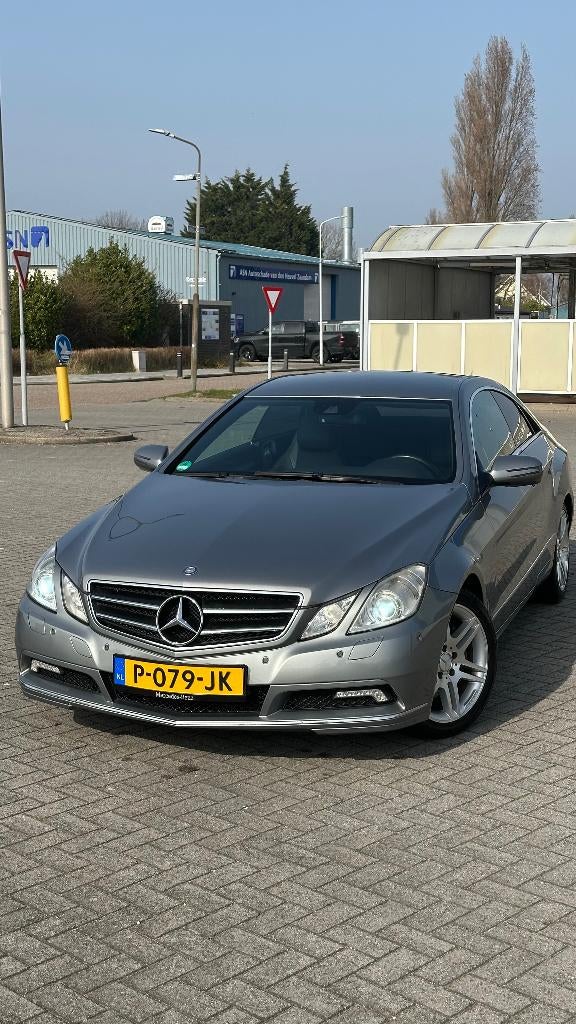 Mercedes E350 CGI Coupé V6|292PK|Automaat|156.000km|Topstaat, Automaat, Euro 5, Achterwielaandrijving, 1800 kg