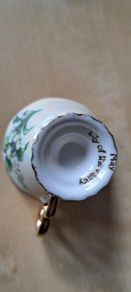 Kop en schotel Lily of the valley, Verzenden, Zo goed als nieuw, Overige stijlen, Kop(pen) en/of Schotel(s)