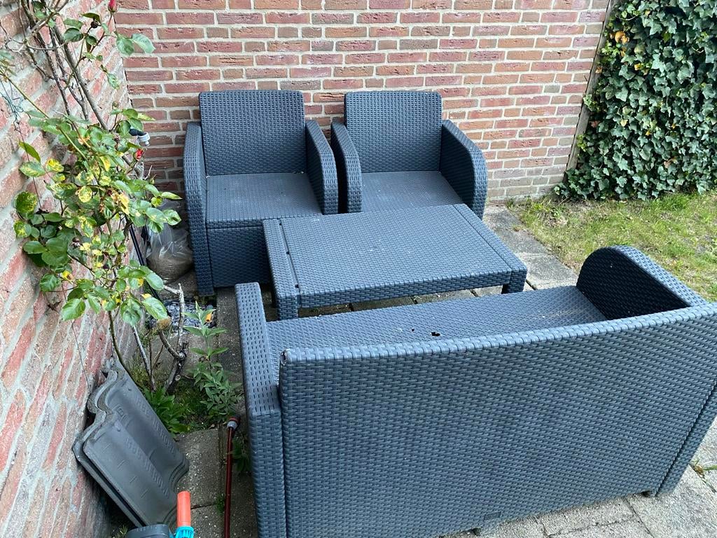 Gratis Loungeset met Tafel en Stoelen, 4 zitplaatsen, Gebruikt, Ophalen of Verzenden, Loungeset