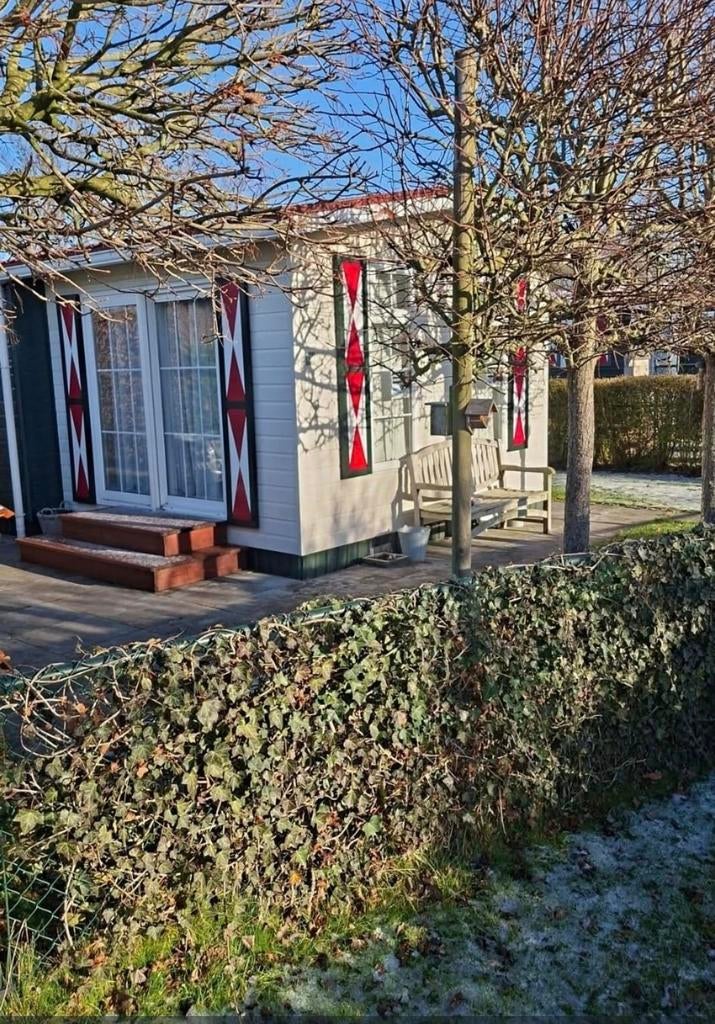 Te koop prachtige Chalet in Zeeland!, Particulier, Rondzit, Koelkast