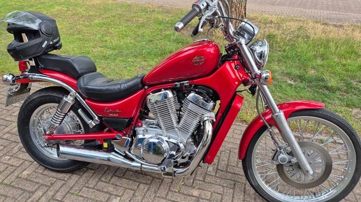 Suzuki Intruder VS800 - 1992 - Rijklaar en gepoetst!, Motoren, Motoren | Suzuki, Particulier, Chopper, meer dan 35 kW, 2 cilinders