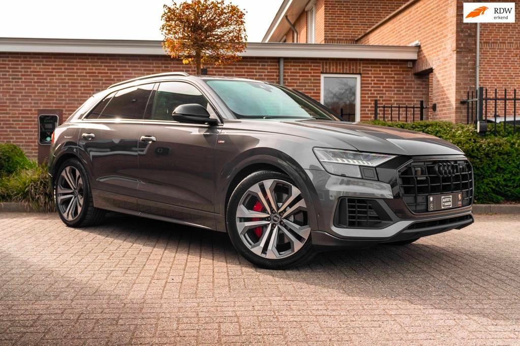 Audi Q8 55 TFSI e Quattro Pro Line S-Line Luchtvering Trekha, Automaat, Gebruikt, Zwart, 2800 kg