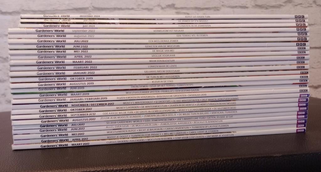 Gardeners' World tuin tijdschrift div. uitgaven (26x), Ophalen, Gelezen