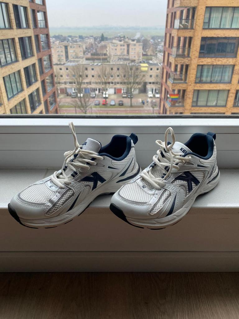 Kelme Sneakers, Wit, Ophalen of Verzenden, Sneakers of Gympen, Zo goed als nieuw