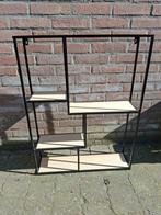 Wandrek metaal en hout, Ophalen