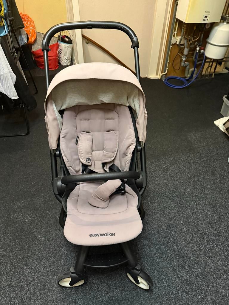Easywalker Miley 2 Buggy met reiswieg en accessoires, Ophalen of Verzenden, Zo goed als nieuw, Overige merken, Verstelbare rugleuning