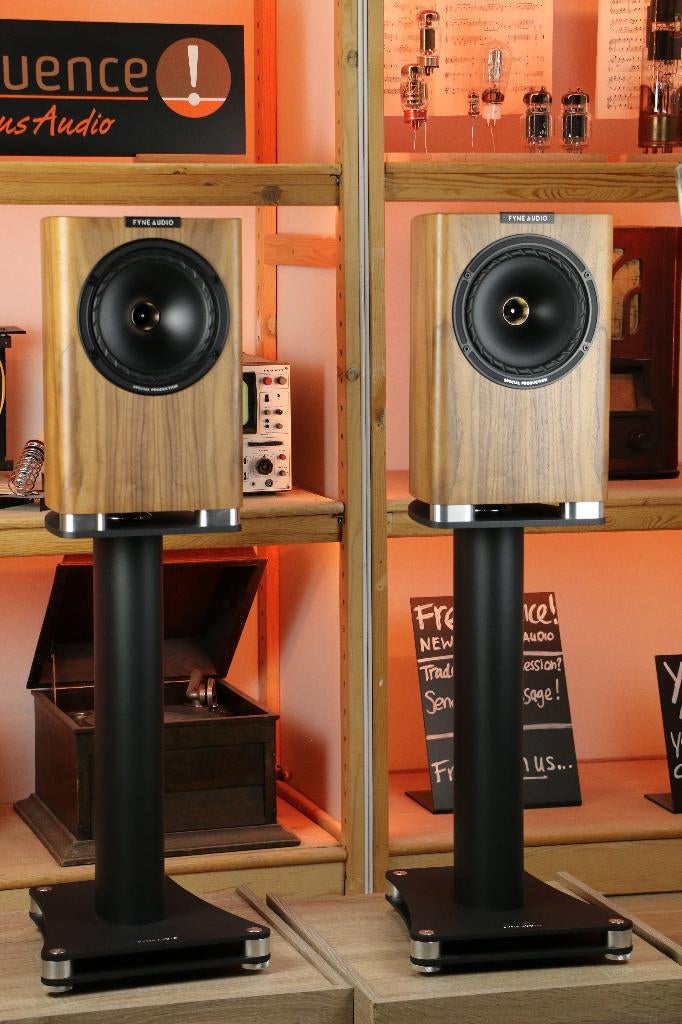 Fyne F701SP / F 701 SP + stands *TRADE.INRUIL OK!* Check us., Overige merken, Ophalen of Verzenden, Zo goed als nieuw, Fyne Audio