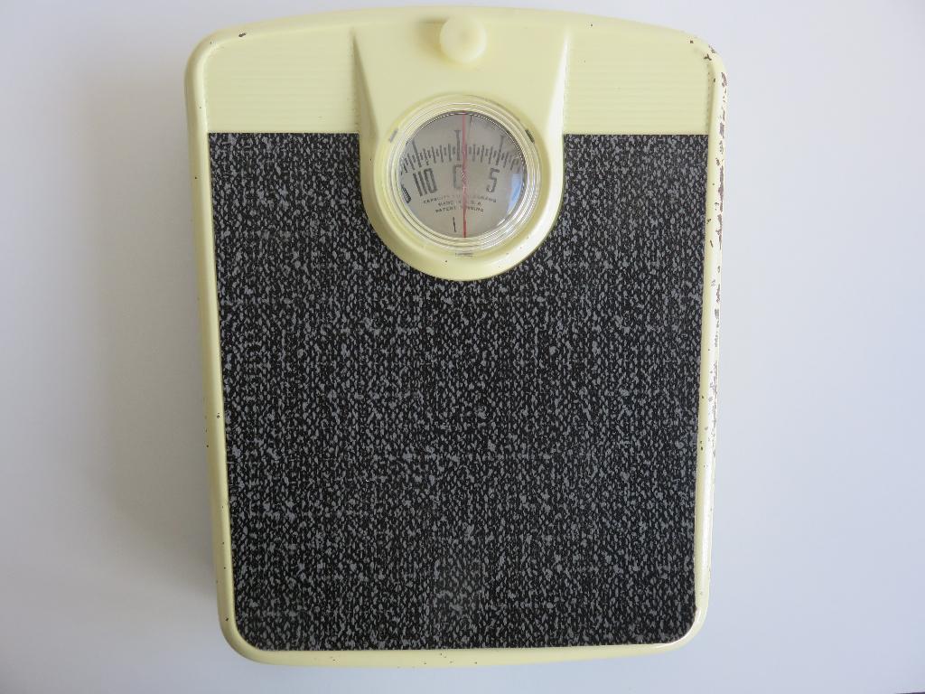 Vintage analoge mechanische personenweegschaal, Witgoed en Apparatuur, Weegschalen, Gebruikt, Analoog, 100 kg of meer, Ophalen of Verzenden