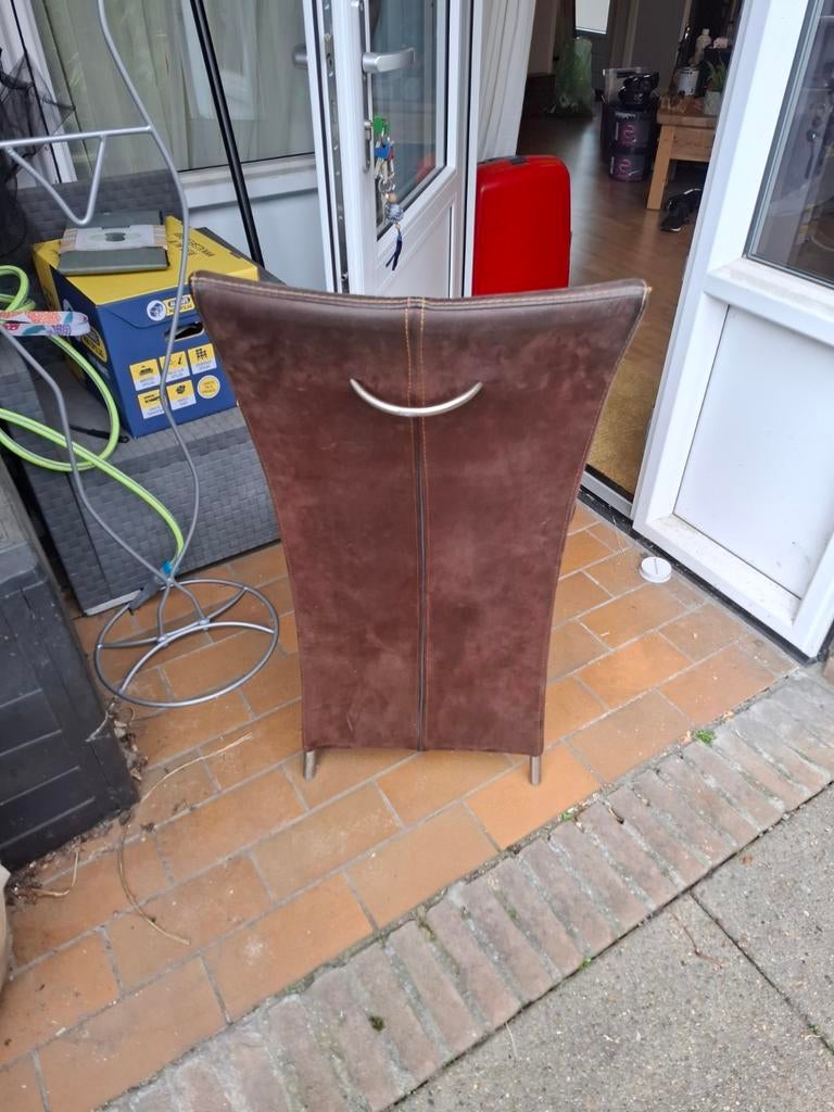 4 bruine suède eetkamerstoelen gratis af te halen, Ophalen, Gebruikt, Bruin, Vier