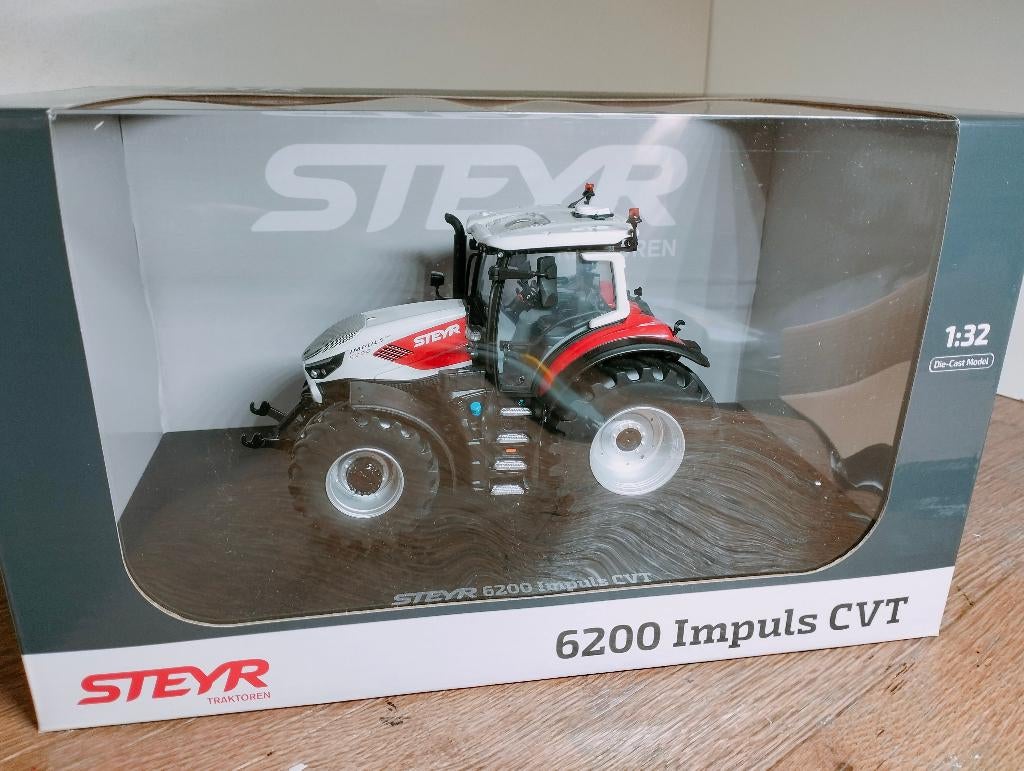 Te koop UH Steyr 6200 Impuls CVT 2026., Ophalen of Verzenden, Nieuw, Tractor of Landbouw, Universal Hobbies
