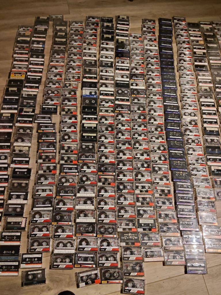 Cassettebandjes 930 stuks, Ophalen, Gebruikt, Overige genres, Voorbespeeld