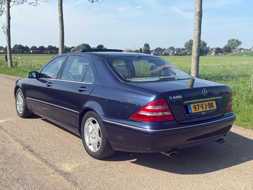 Mercedes-Benz S-klasse S600 Lang NAP Origineel NL Auto, Auto's, Automaat, Blauw, Bedrijf, Grijs