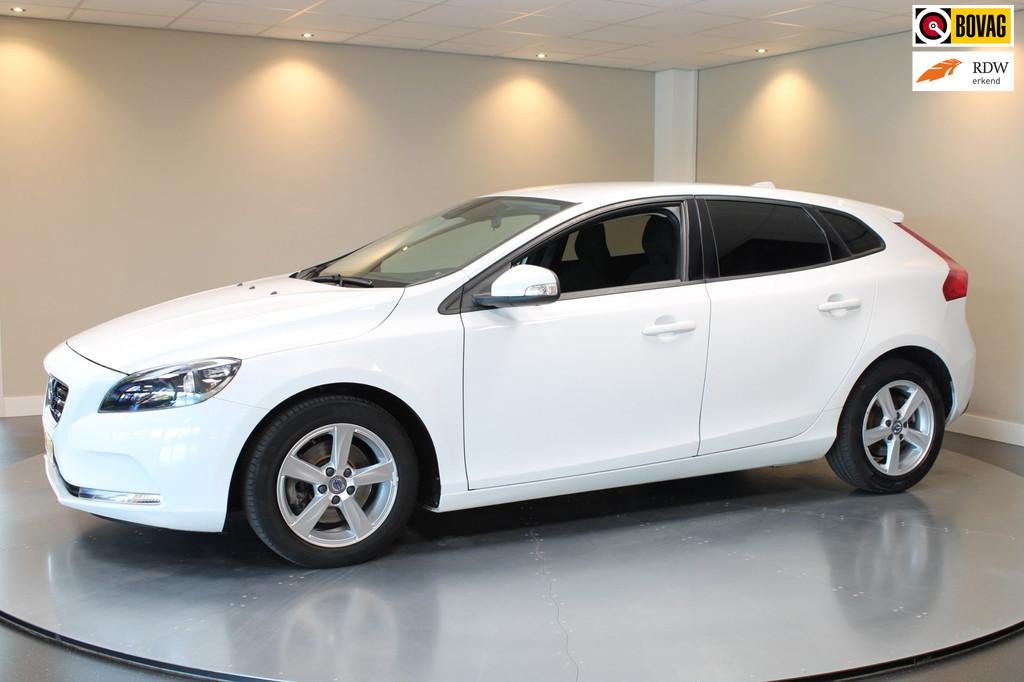 Volvo V40 1.6 T3 *88.312Km!* 150Pk! Cruise|Climate|PDC, Voorwielaandrijving, Gebruikt, 4 cilinders, 150 pk
