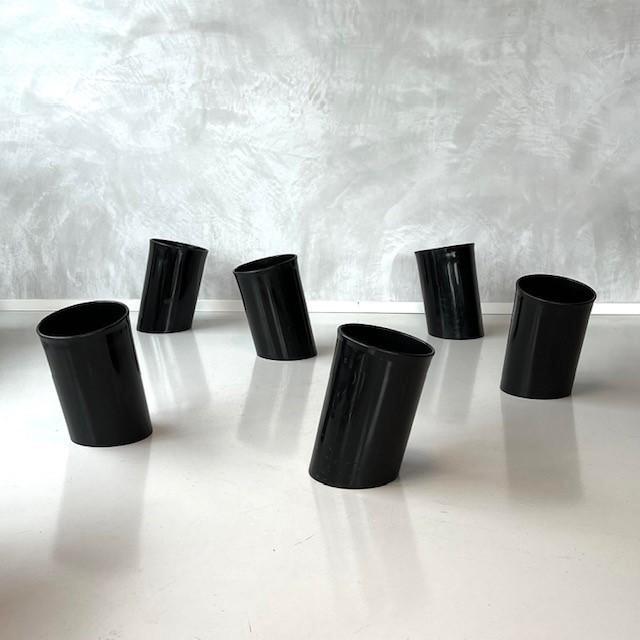 Danese prullenbakken 4x Enzo Mari vintage design prijs p/st, Huis en Inrichting, Woonaccessoires | Prullenbakken, Gebruikt, Kunststof